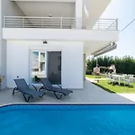 Thalassa & Thalassa Prive Residential Complex