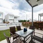 Thalassa & Thalassa Prive Residential Complex * Ofrínion
