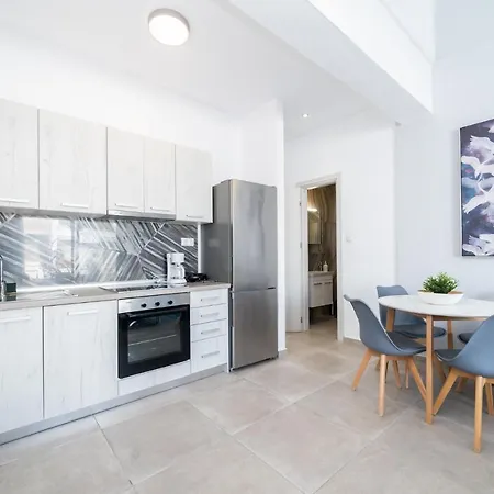 Thalassa & Thalassa Prive Residential Complex Ofrinion
