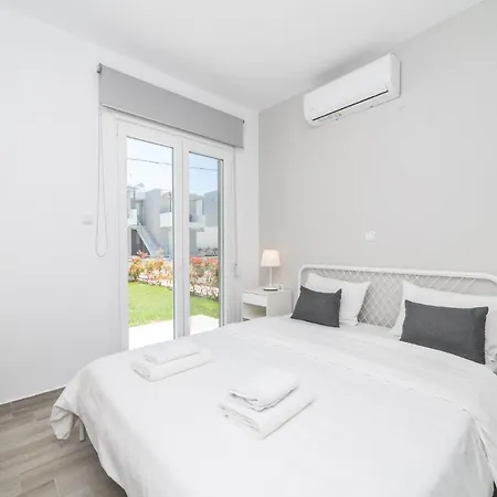 Thalassa & Thalassa Prive Residential Complex Ofrínion