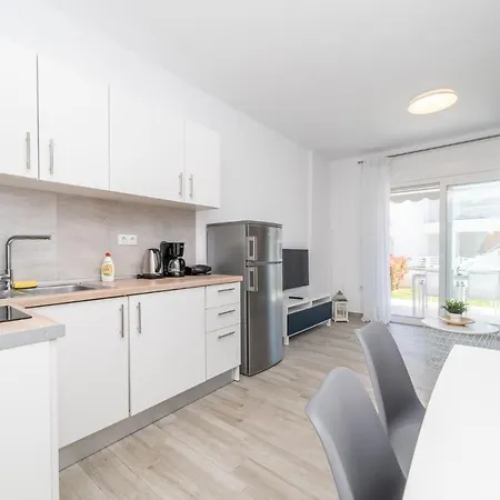 Thalassa & Thalassa Prive Residential Complex *