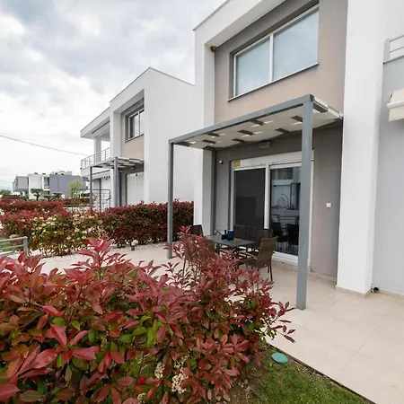 Thalassa & Thalassa Prive Residential Complex