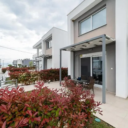 Thalassa & Thalassa Prive Residential Complex