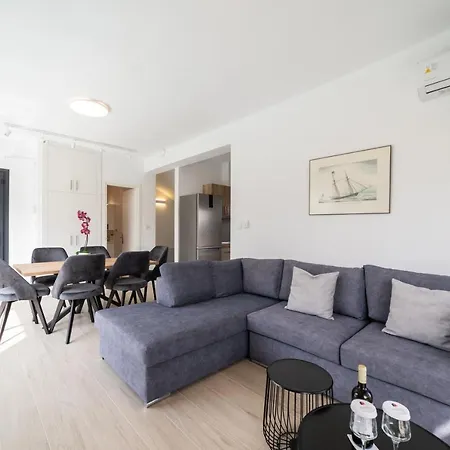 アパート Thalassa & Thalassa Prive Residential Complex