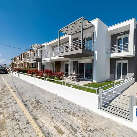 Thalassa & Thalassa Prive Residential Complex Ofrinion