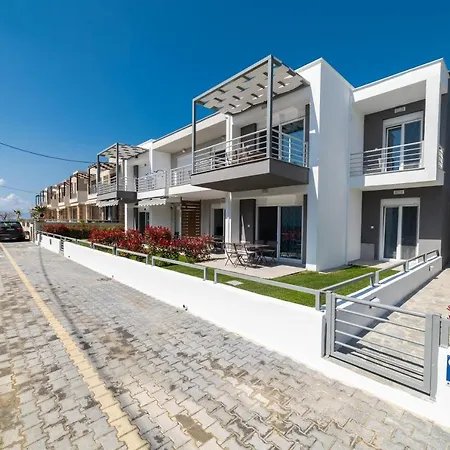 Thalassa & Thalassa Prive Residential Complex Ofrínion