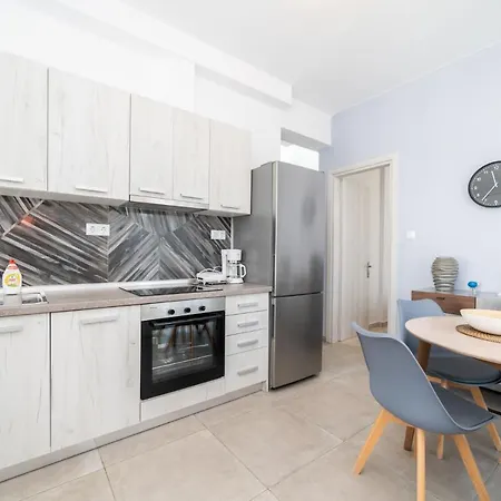 Thalassa & Thalassa Prive Residential Complex *