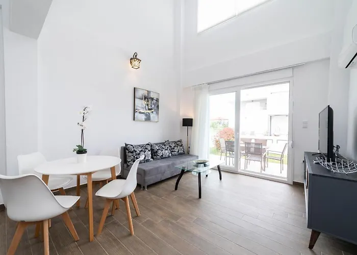Thalassa & Thalassa Prive Residential Complex Apartment