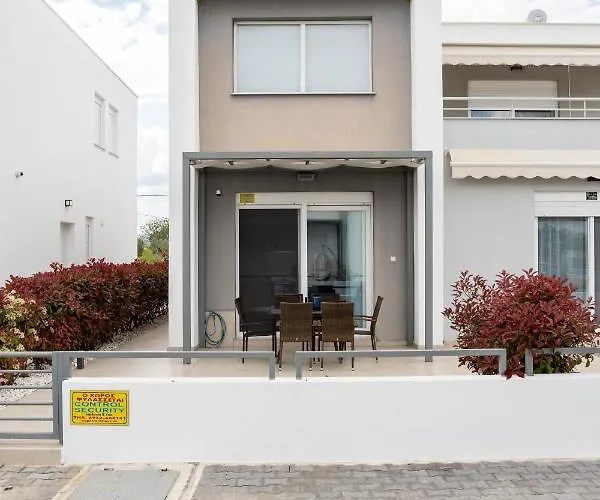 Thalassa & Thalassa Prive Residential Complex Apartment *