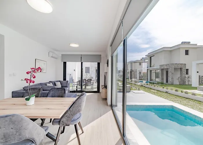 公寓 Thalassa & Thalassa Prive Residential Complex