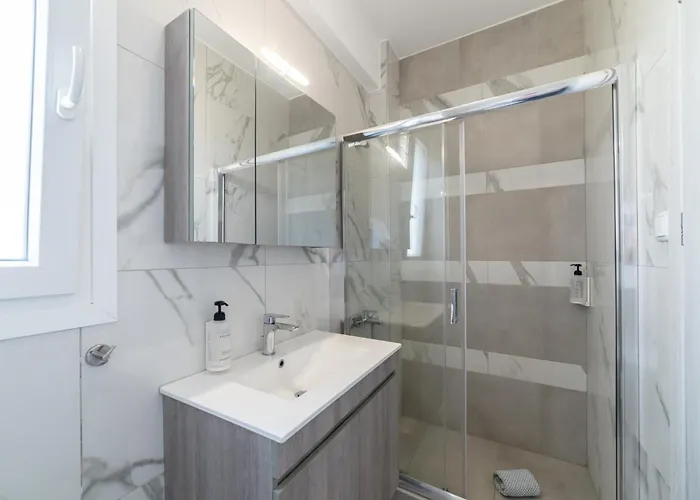 Thalassa & Thalassa Prive Residential Complex Apartament